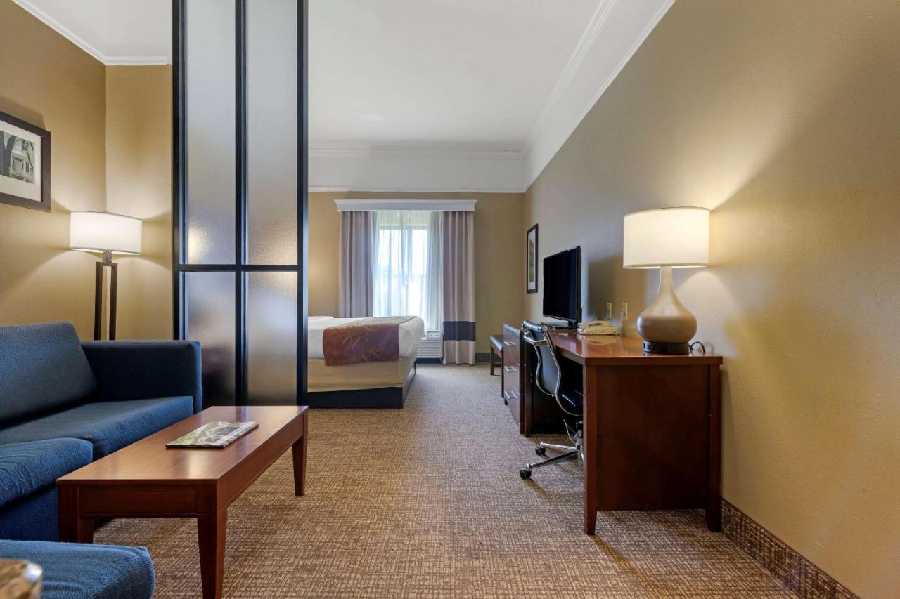 Comfort Suites Savannah North Port Wentworth Exteriör bild