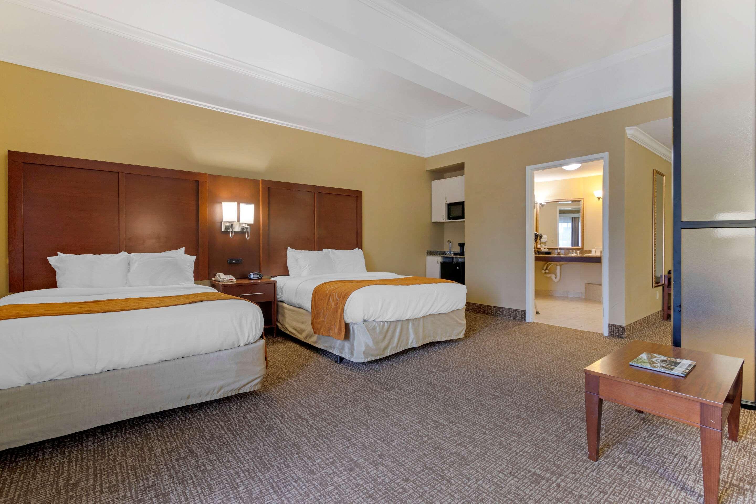 Comfort Suites Savannah North Port Wentworth Exteriör bild