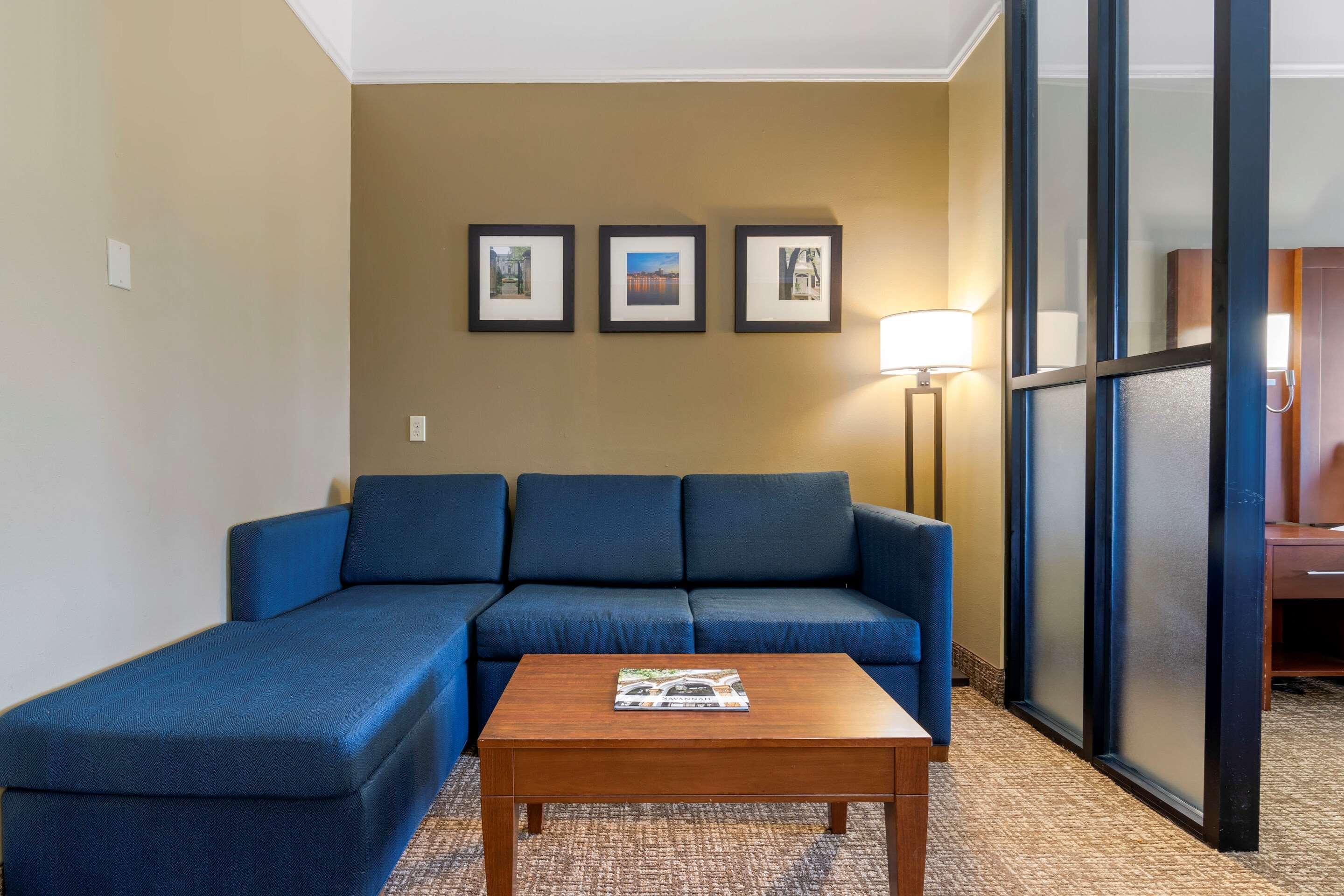 Comfort Suites Savannah North Port Wentworth Exteriör bild