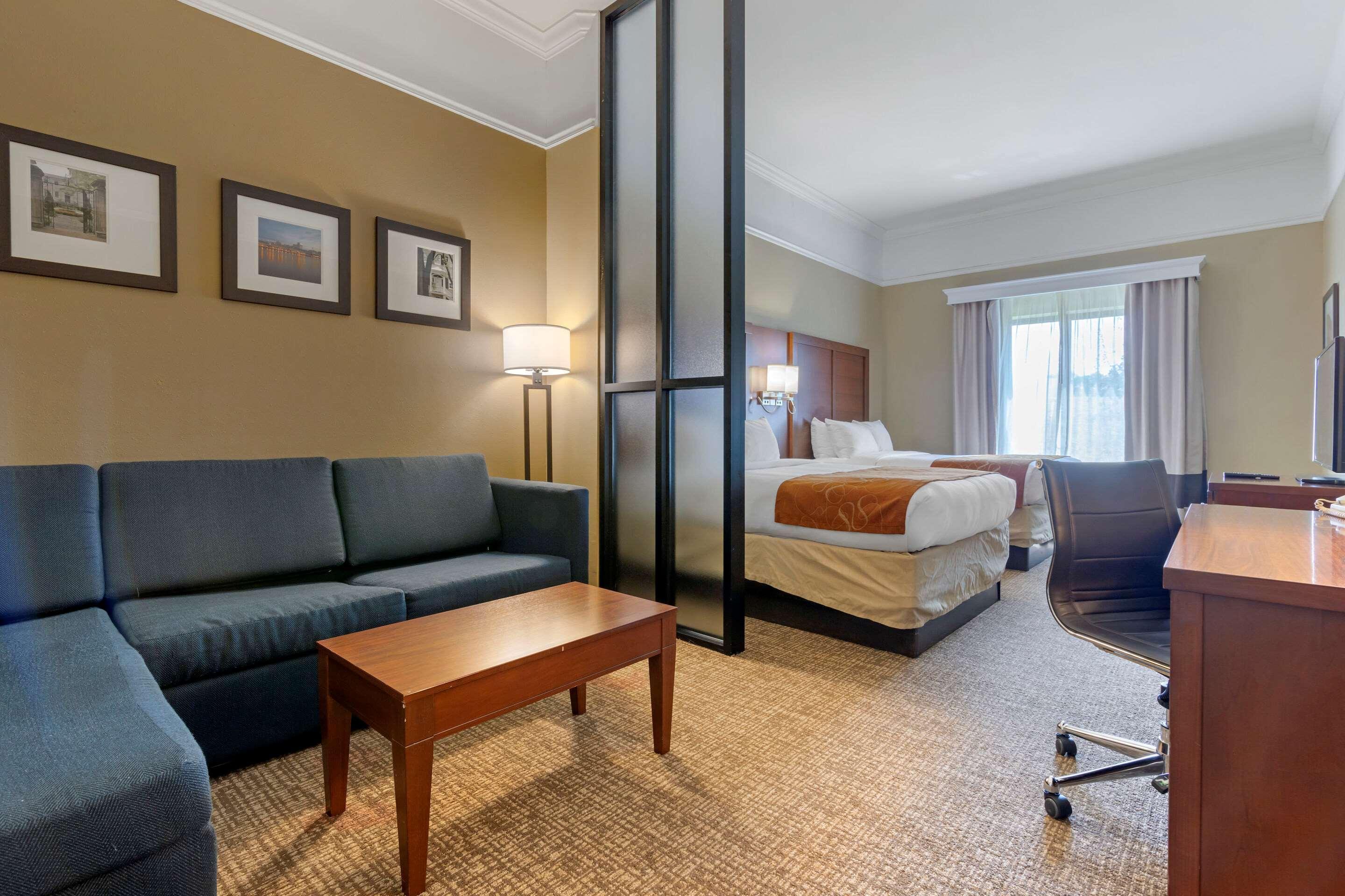 Comfort Suites Savannah North Port Wentworth Exteriör bild