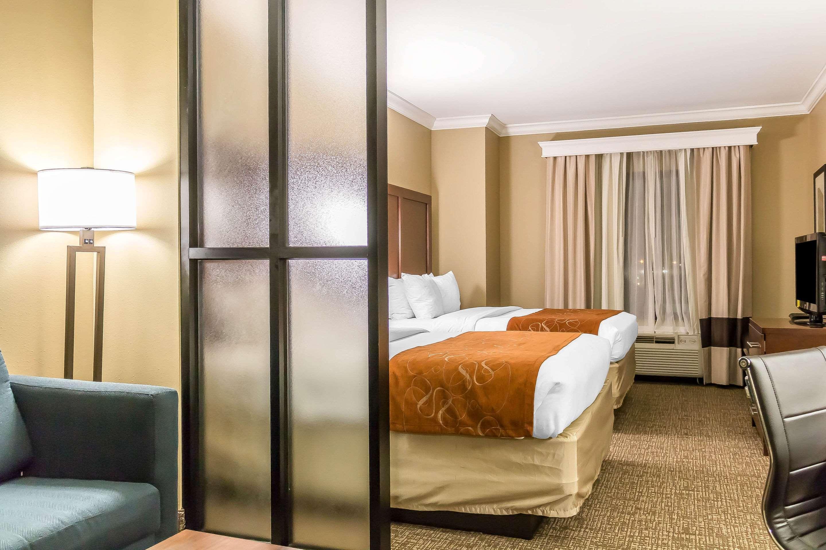 Comfort Suites Savannah North Port Wentworth Exteriör bild